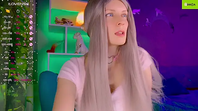 Snapshot of Flash_Summer chatting on October 27, 1:20 am Flash Summer online show from October 27, 1:20 am