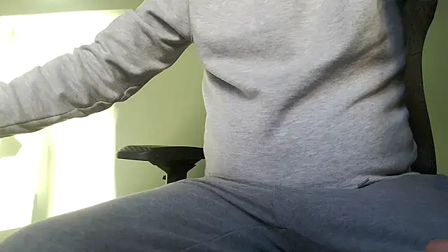 Snapshot of juanpalmox chatting on December 9, 9:28 am juanpalmox online show from December 9, 9:28 am