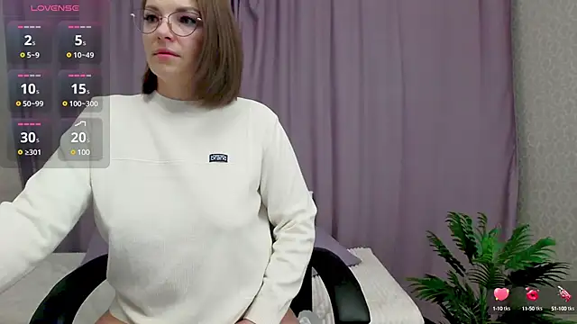 Snapshot of Camelia_Lillie chatting on January 25, 1:21 am Camelia Lillie online show from January 25, 1:21 am