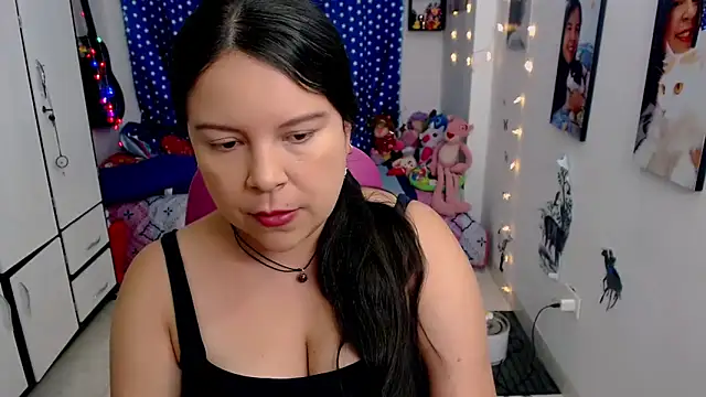 Snapshot of claryssa_ chatting on January 14, 11:16 pm claryssa online show from January 14, 11:16 pm