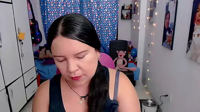 Snapshot of claryssa_ chatting on September 11, 8:20 pm claryssa online show from September 11, 8:20 pm