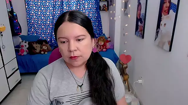 claryssa  online show from March 9, 8:24 pm