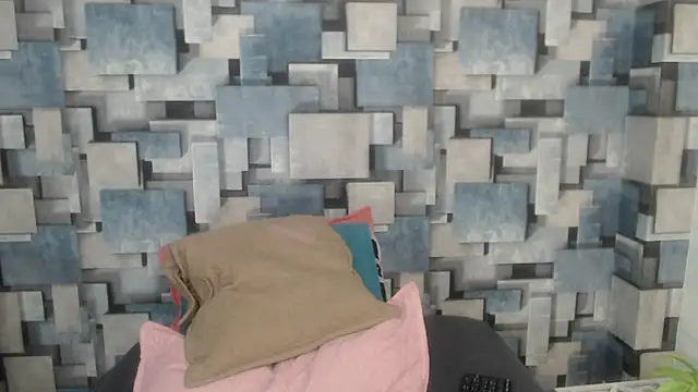 angel dthroatt online show from January 8, 12:07 pm