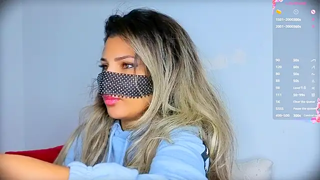 Turkish Latina online show from October 3, 10:51 pm