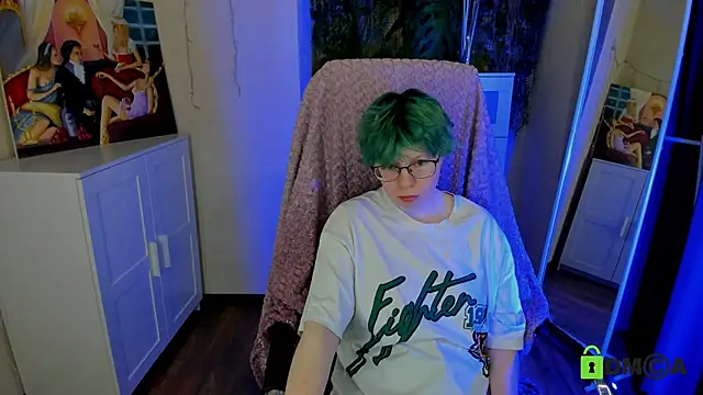 Melissa Wells online show from March 21, 9:45 pm