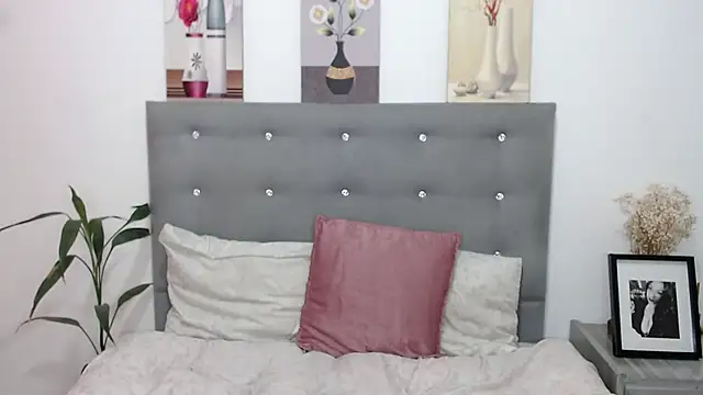 titsbiglovers online show from February 12, 11:09 pm