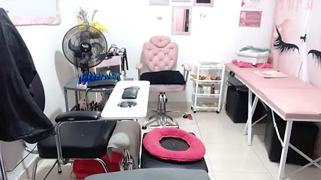 titsbiglovers online show from October 9, 5:11 pm