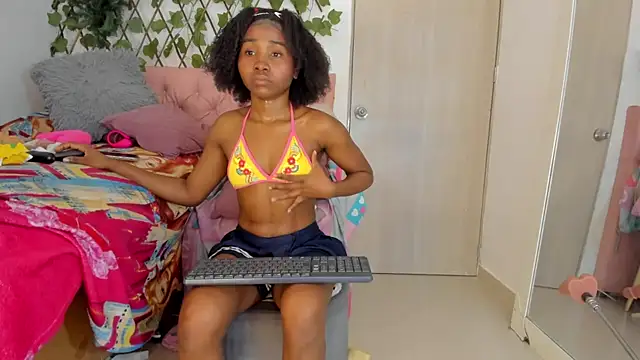 kimmysantoo online show from March 8, 12:20 pm