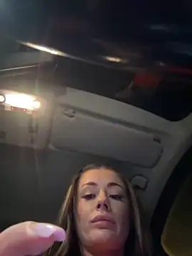 IsabellaEtthan online show from February 25, 11:44 pm