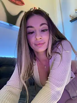 IsabellaEtthan online show from March 1, 11:47 pm