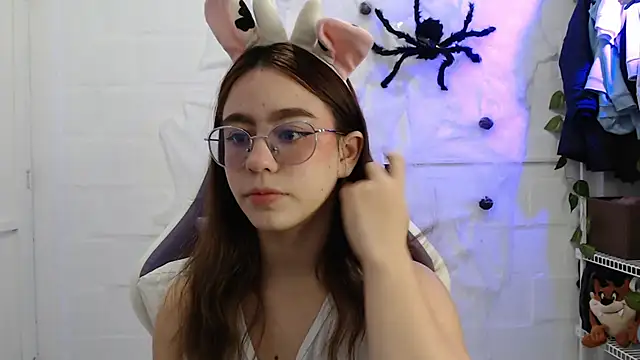 Snapshot of BlairVicent chatting on October 14, 12:06 pm BlairVicent online show from October 14, 12:06 pm