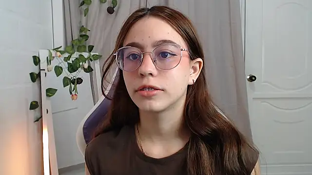 Snapshot of BlairVicent chatting on November 27, 1:02 pm BlairVicent online show from November 27, 1:02 pm