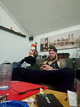 Snapshot of eltoulou chatting on December 18, 4:02 pm eltoulou online show from December 18, 4:02 pm