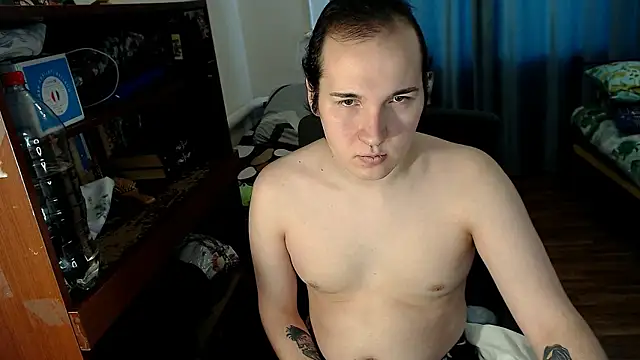 Snapshot of EvaMiron chatting on February 20, 4:28 am EvaMiron online show from February 20, 4:28 am