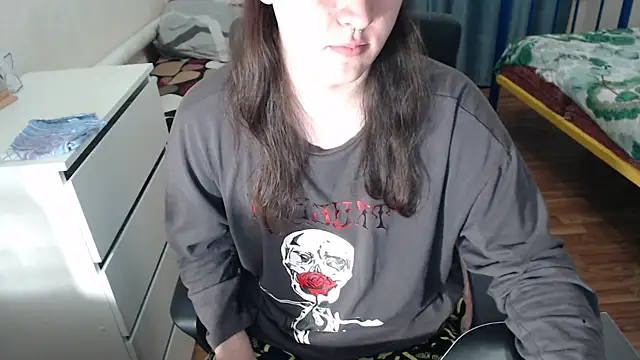 Snapshot of EvaMiron chatting on September 10, 3:23 pm EvaMiron online show from September 10, 3:23 pm