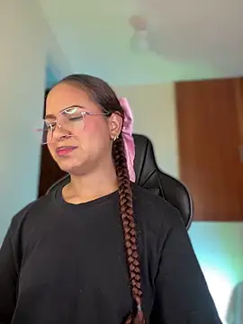 gretta kler1 online show from January 21, 3:43 pm