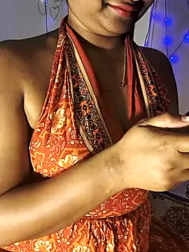 Snapshot of FANTASY_QUEEN_07 chatting on March 3, 12:58 pm FANTASY QUEEN 07 online show from March 3, 12:58 pm