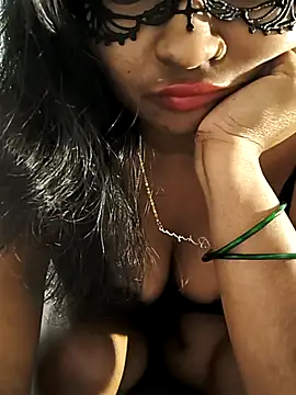 Snapshot of FANTASY_QUEEN_07 chatting on October 9, 10:24 am FANTASY QUEEN 07 online show from October 9, 10:24 am