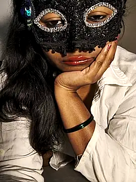 Snapshot of FANTASY_QUEEN_07 chatting on November 7, 11:32 am FANTASY QUEEN 07 online show from November 7, 11:32 am