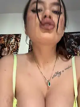 deliaroyal online show from January 28, 1:16 pm