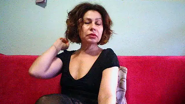 Mat Elenore online show from February 19, 7:04 am