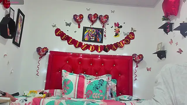 Snapshot of natasha_jurado chatting on February 19, 1:51 am natasha jurado online show from February 19, 1:51 am