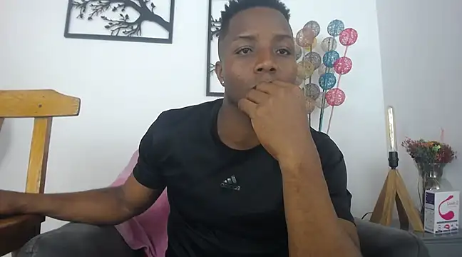 Snapshot of bigcock_latin1 chatting on February 25, 3:42 am bigcock latin1 online show from February 25, 3:42 am