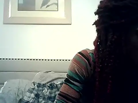 CaramelDipper online show from December 11, 5:43 am