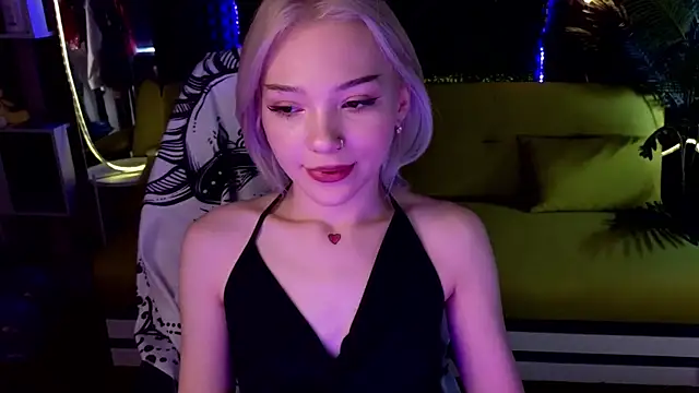 SandraBoyl online show from January 19, 4:44 am