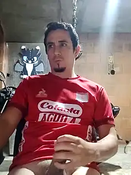 Rejy1992 online show from December 13, 4:22 am