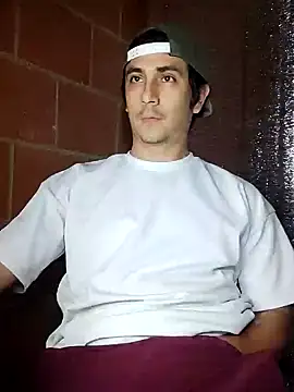 Rejy1992 online show from January 24, 1:13 am