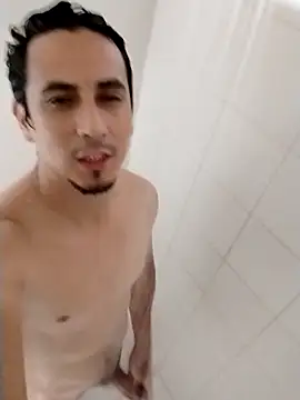 Snapshot of Rejy1992 chatting on November 8, 10:41 pm Rejy1992 online show from November 8, 10:41 pm