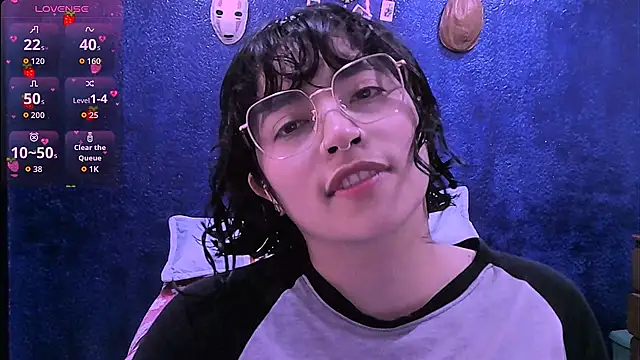 NinaYellow online show from March 9, 2:21 pm