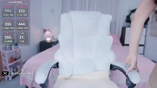 PimChanOK online show from March 18, 11:31 pm