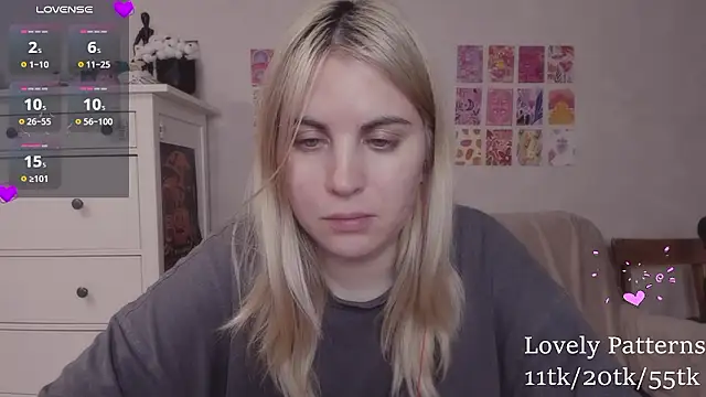 pawpaws online show from December 5, 7:38 pm