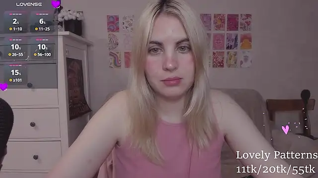 pawpaws online show from December 8, 4:50 pm