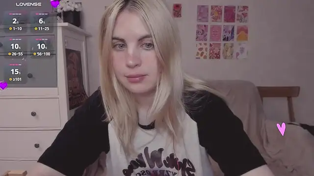 pawpaws online show from December 15, 11:55 am