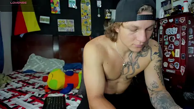 Tom Krakow online show from November 14, 6:06 pm