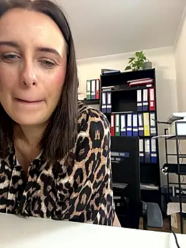 Hii Lolla online show from January 16, 9:13 am