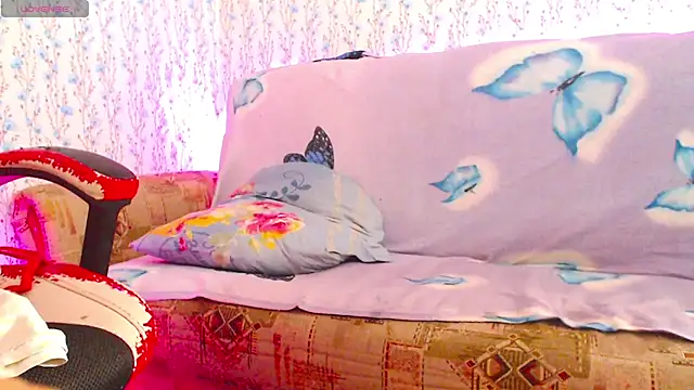 Snapshot of Anna_Ki chatting on February 2, 4:59 am Anna Ki online show from February 2, 4:59 am