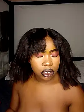 Snapshot of rosey_cheeks chatting on October 31, 12:44 am rosey cheeks online show from October 31, 12:44 am