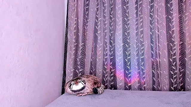 Snapshot of space_cowgirl chatting on March 16, 8:21 pm space cowgirl online show from March 16, 8:21 pm