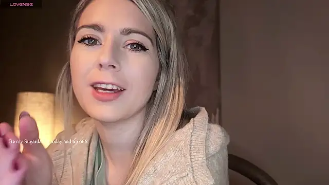 Lisaonthemoon online show from March 27, 7:46 pm