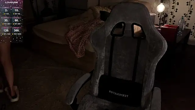 Snapshot of Megan__Hart chatting on January 16, 10:02 pm Megan Hart online show from January 16, 10:02 pm