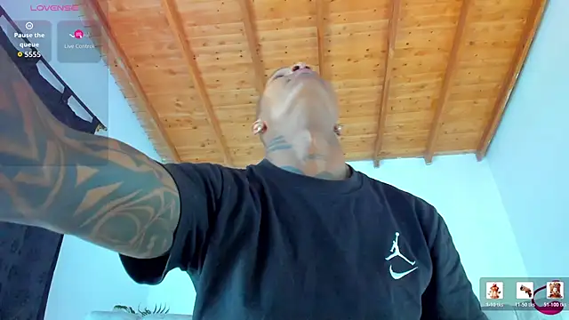 esteveen ortegas  online show from April 12, 6:18 am