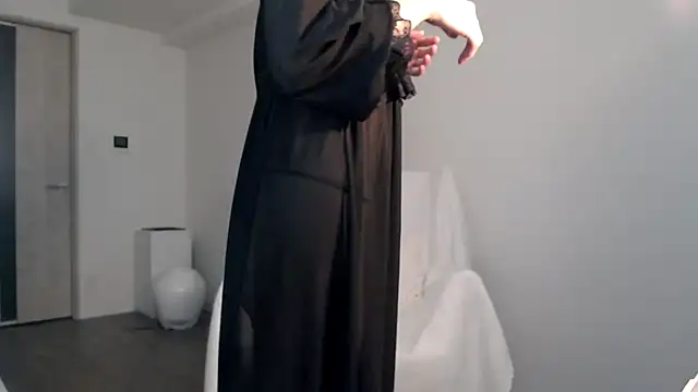 Snapshot of Lily_0000 chatting on January 18, 3:16 pm Lily 0000 online show from January 18, 3:16 pm