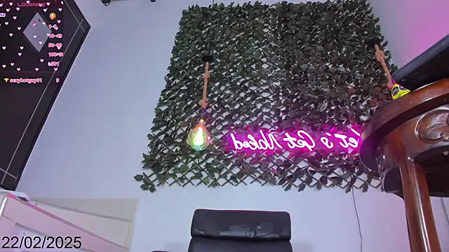 Brianna Stars online show from February 22, 11:35 pm