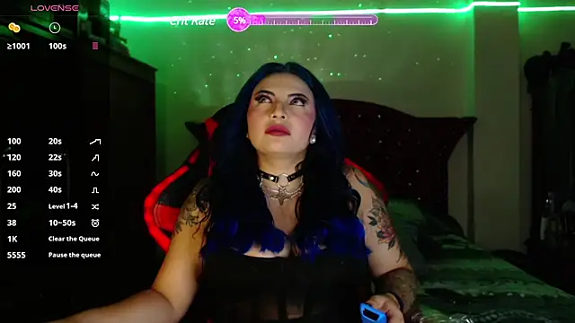 Snapshot of black_wiidow chatting on February 26, 6:26 am black wiidow online show from February 26, 6:26 am