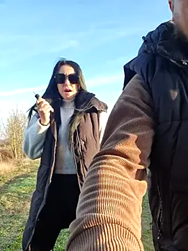 Snapshot of -Pupsiki- chatting on November 27, 5:53 am -Pupsiki- online show from November 27, 5:53 am