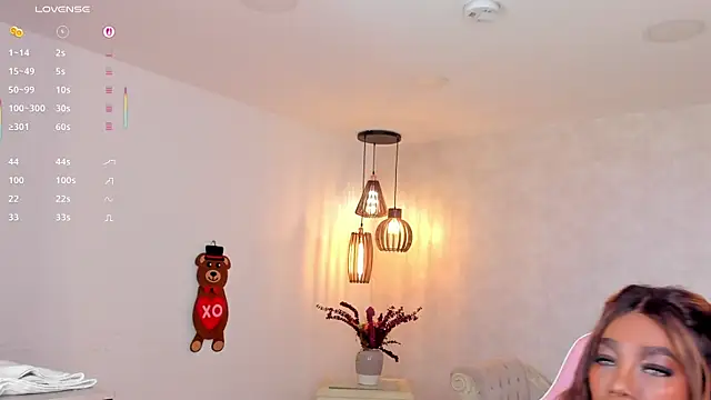 shantallknowless online show from September 17, 8:10 pm